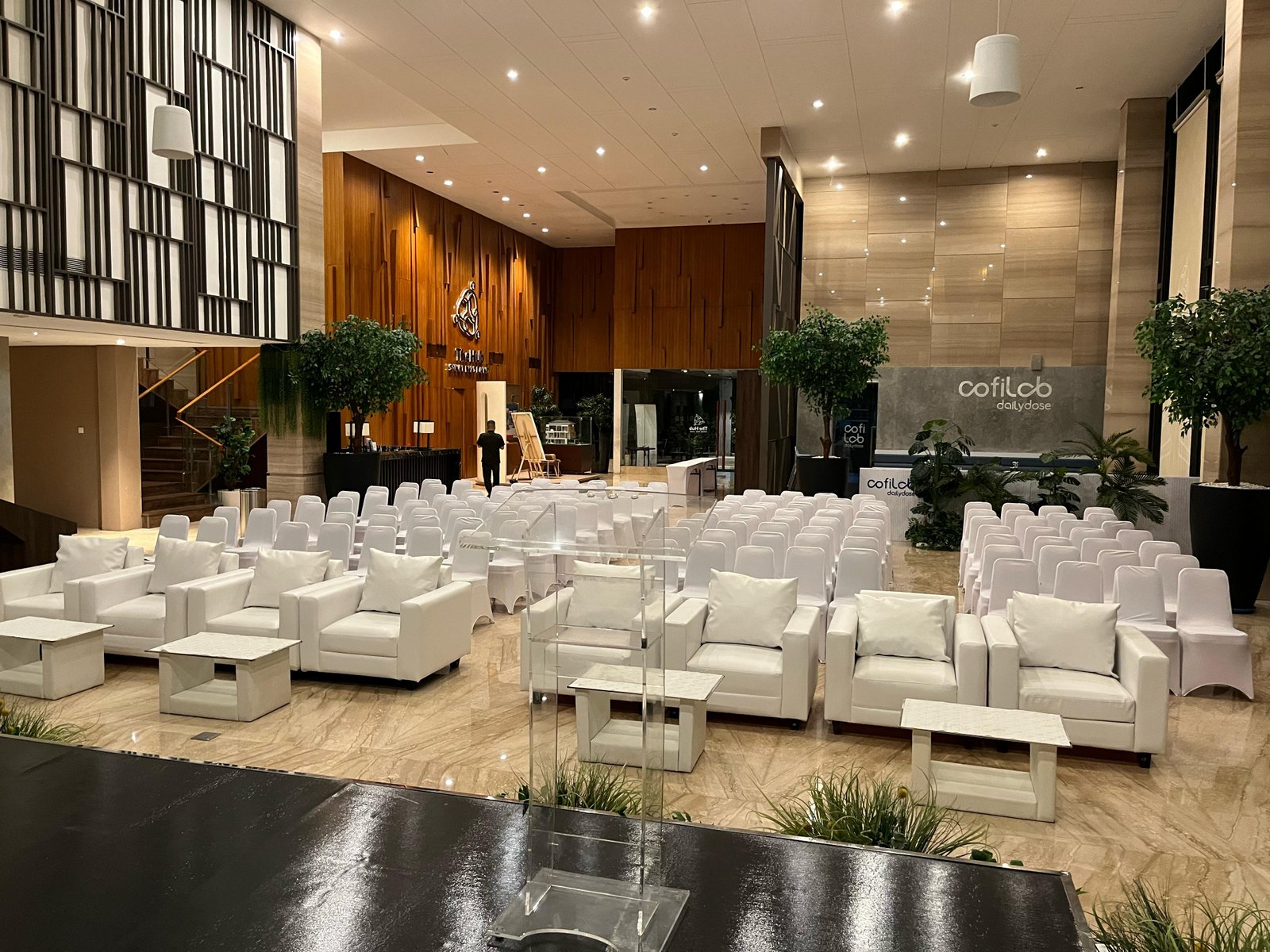 SEWA SOFA LOKASI SEKITAR TEBET DI JAKARTA SELATAN