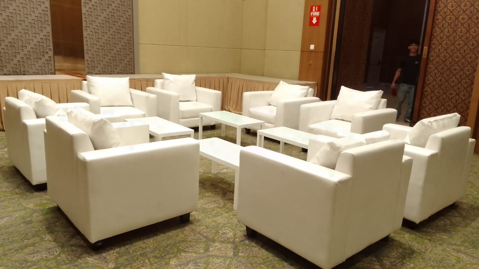 SEWA SOFA LOKASI SEKITAR SUKMAJAYA DI DEPOK