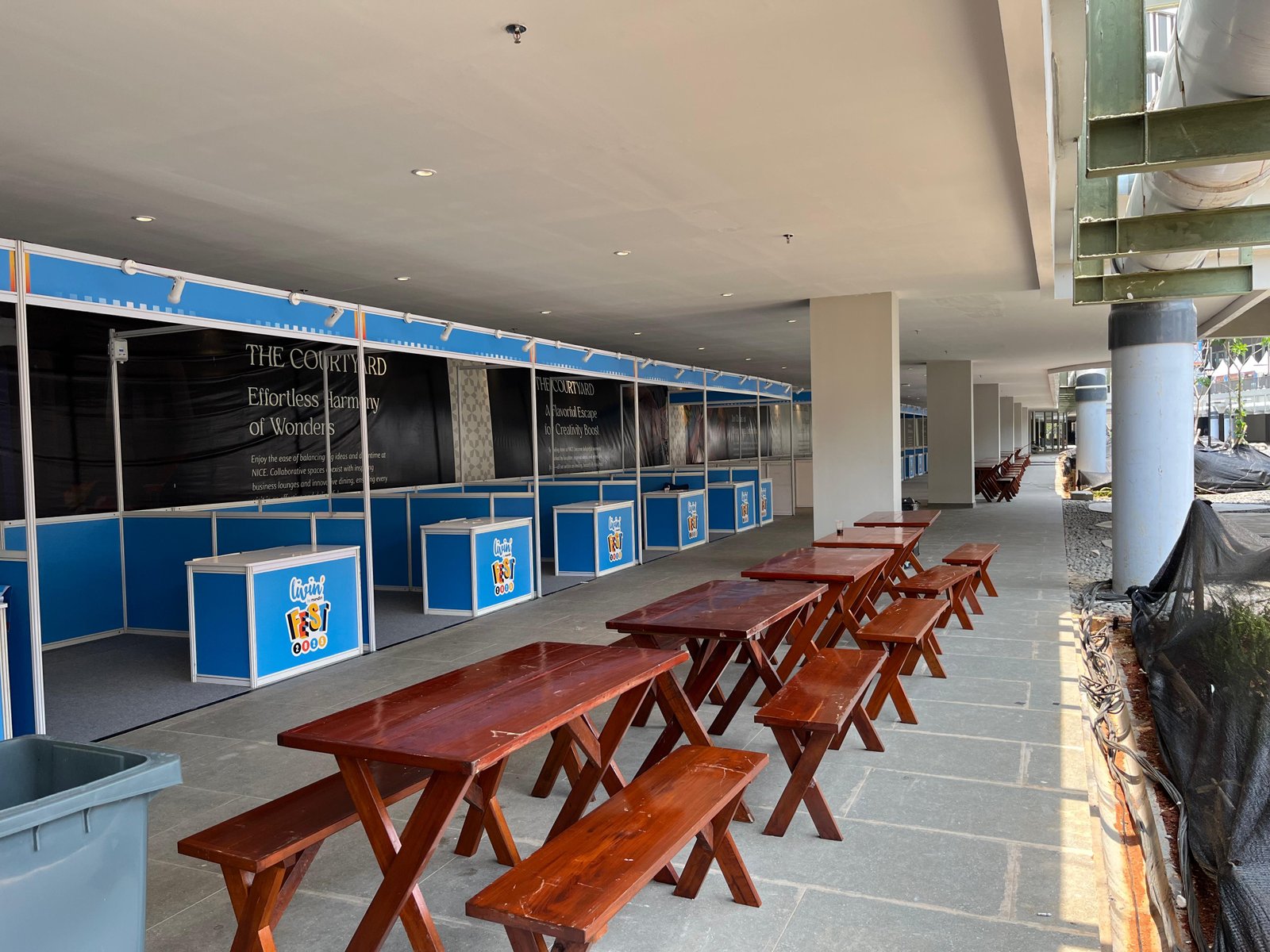 SEWA MEJA TAMAN SET BEKASI TIMUR DI BEKASI