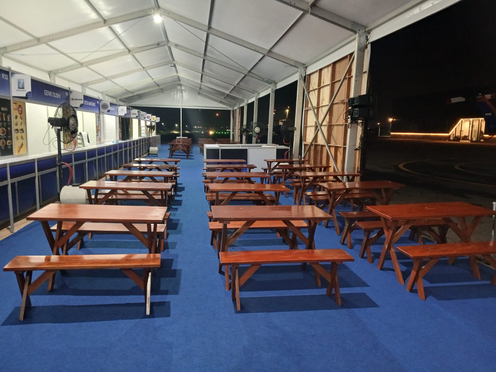 SEWA MEJA TAMAN SET PEBAYURAN DI BEKASI