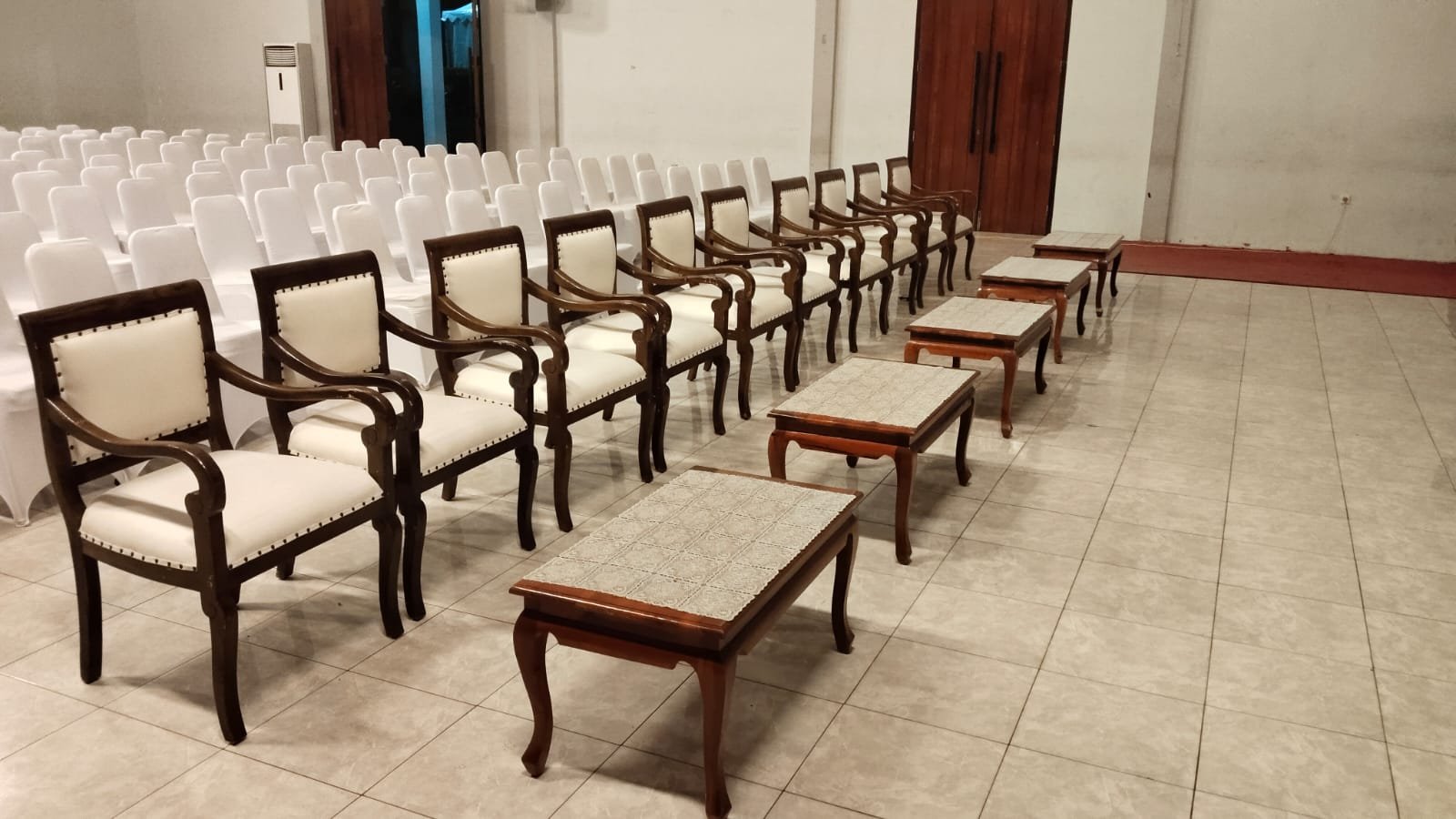 Sewa Kursi VIP Armchair di Grogol Petamburan Jakarta Barat