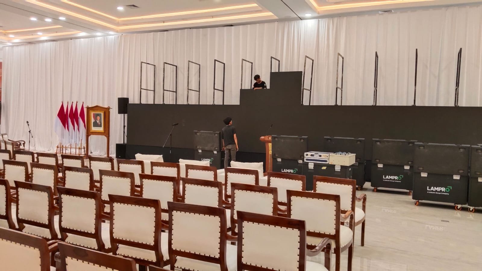 Sewa Kursi VIP Armchair di Cinere Depok