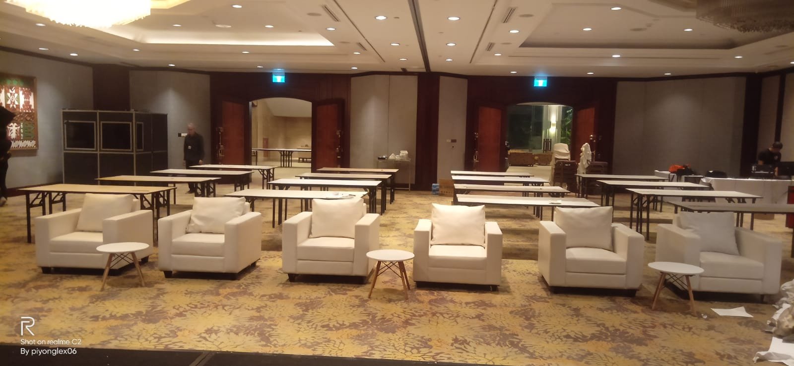 Sewa Sofa VIP di Agave Hall Tangerang
